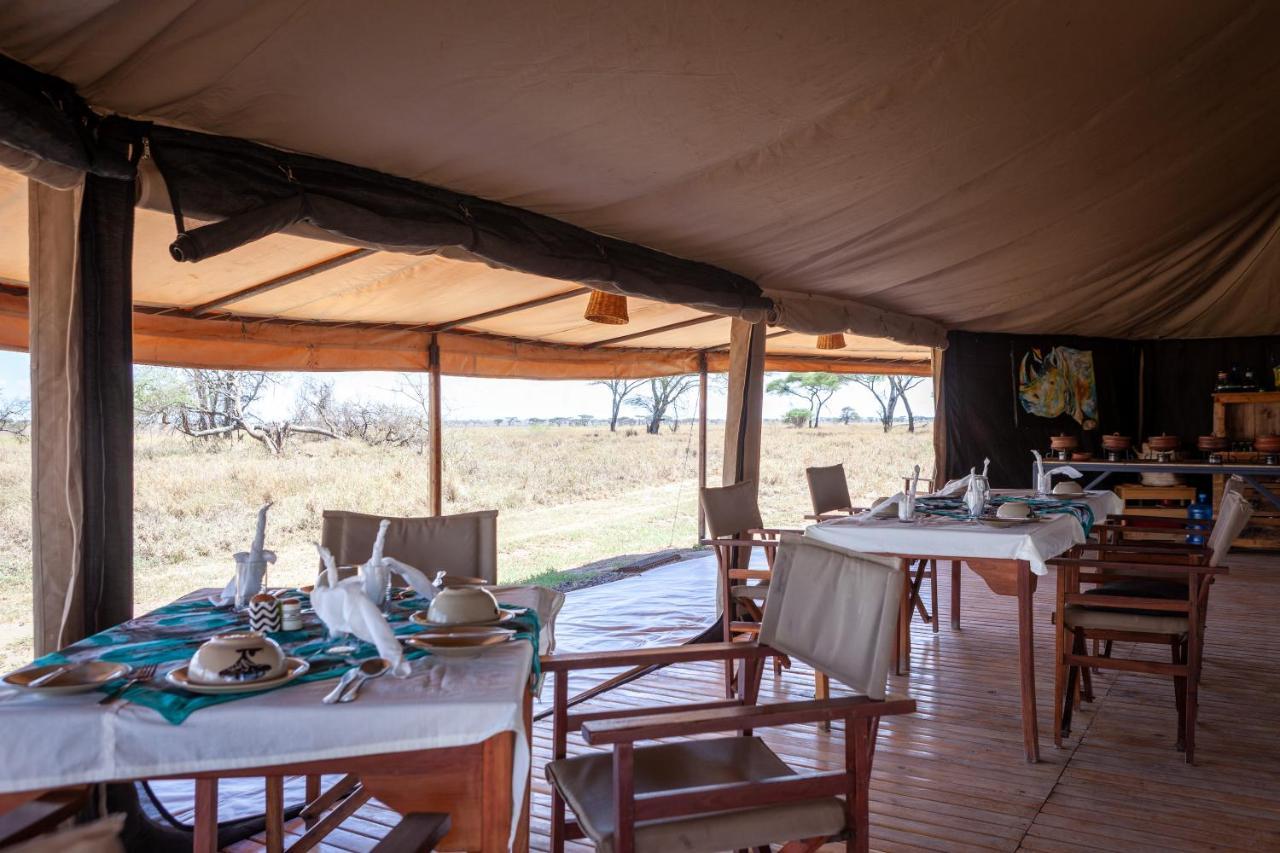 Mawe Tented Camp Serengeti Esterno foto